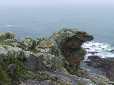 Boris_Ganne_-_2010_-_Bretagne_-_la_Sentinelle_de_Plogoff_-_photo_-_1390x568.png